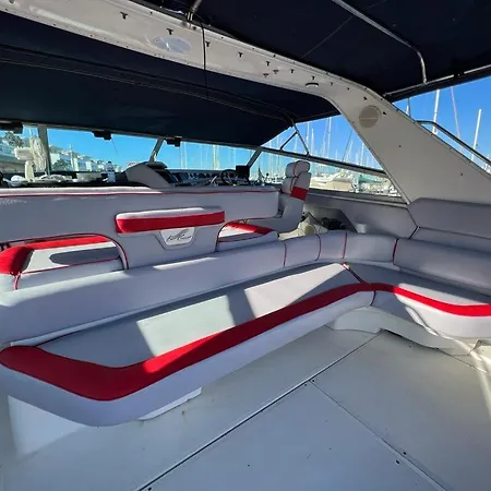 Πλωτό κατάλυμα Flat Boat - Luxuryborder Lisboa