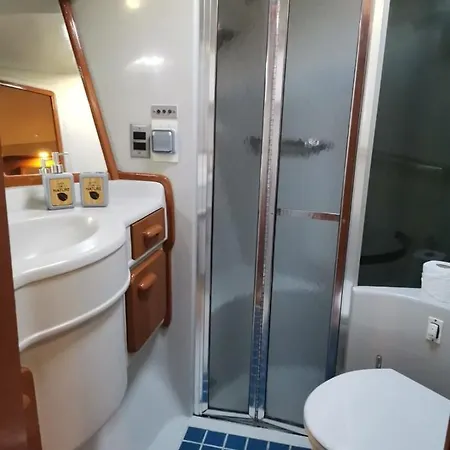 Flat Boat - Luxuryborder * Lisboa
